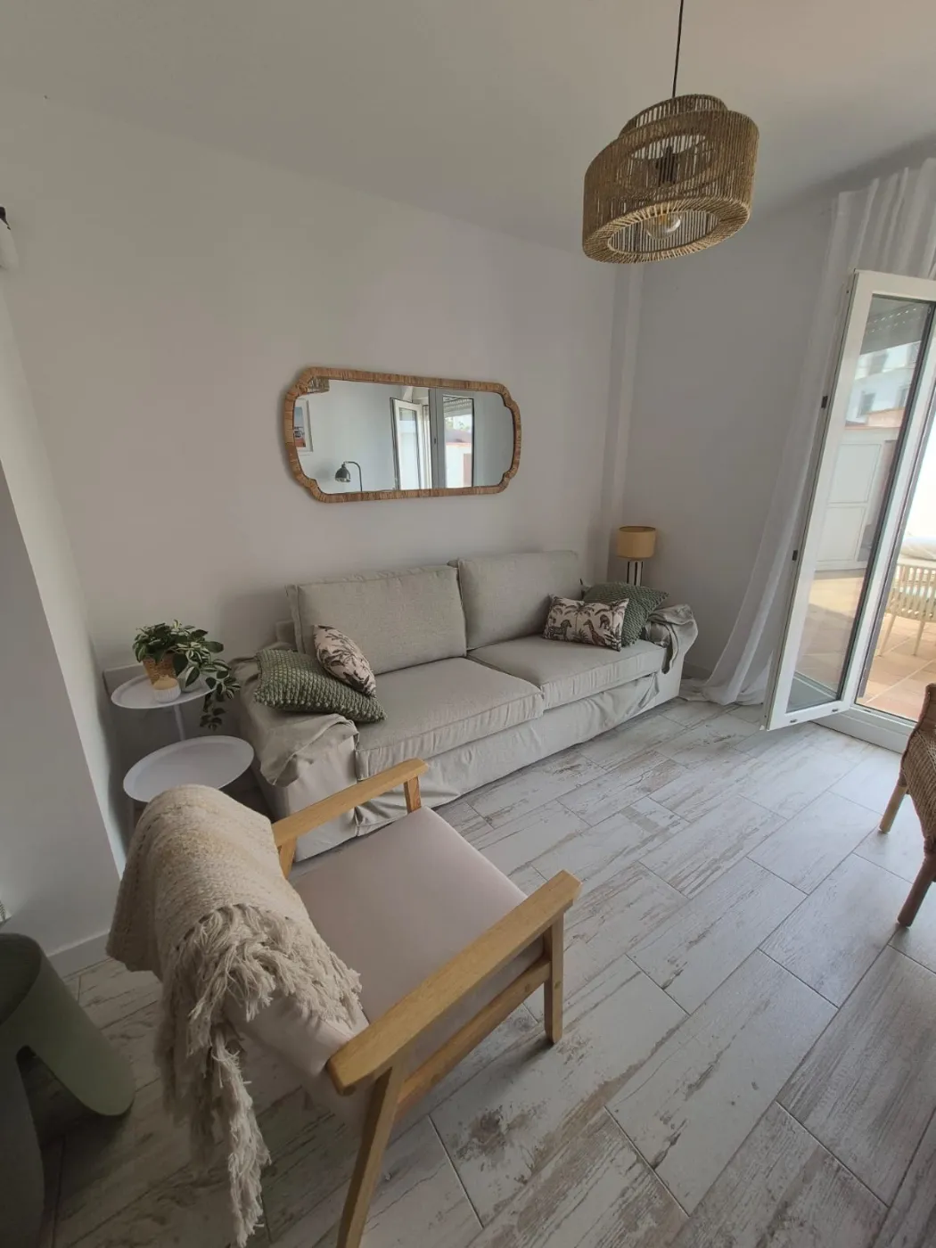 Casa Lachis, Tarifa